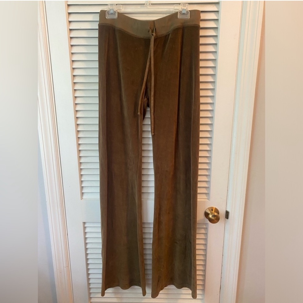 Like New Hard Tail Velour Pants